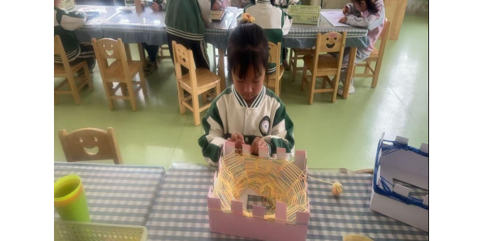 走进幼儿园的世界 感受我的生活——武功县苏坊镇中心幼儿园开展家长半日开放活动 ... ...